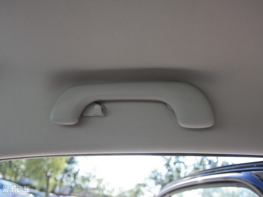 2011L(fng) 2.0L CVTr(sh)а