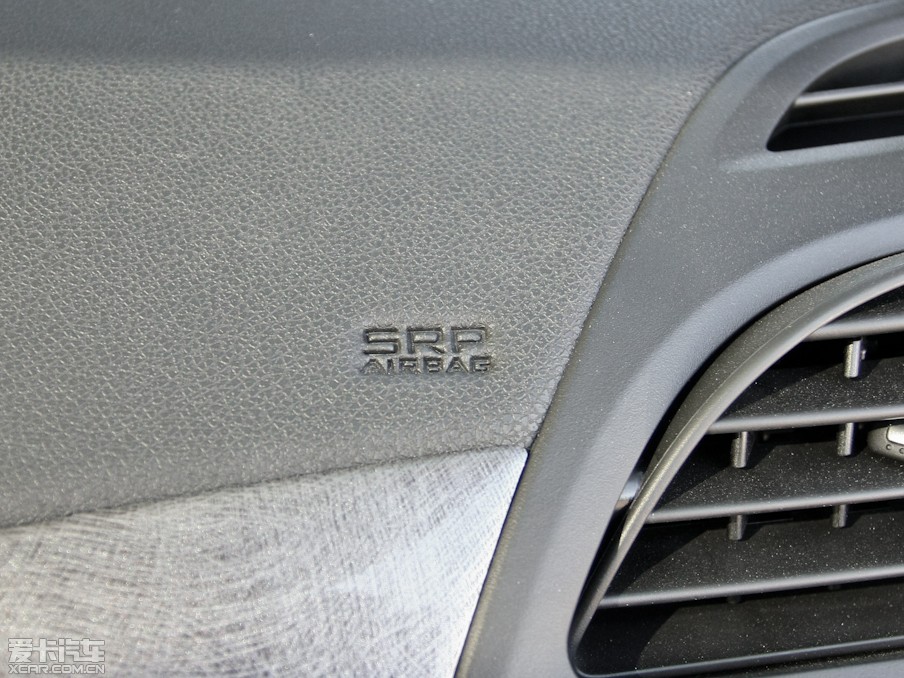 2011L(fng) 2.0L CVTrа