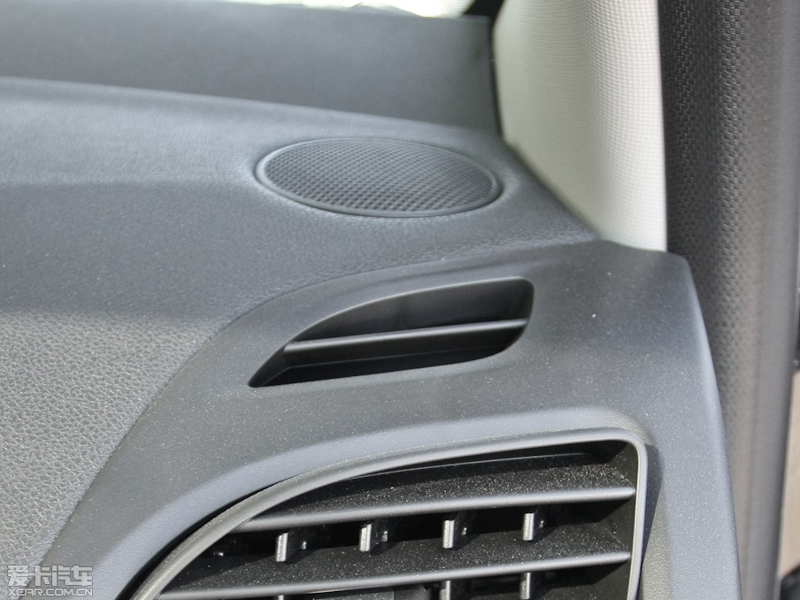 2011L(fng) 2.0L CVTr(sh)а