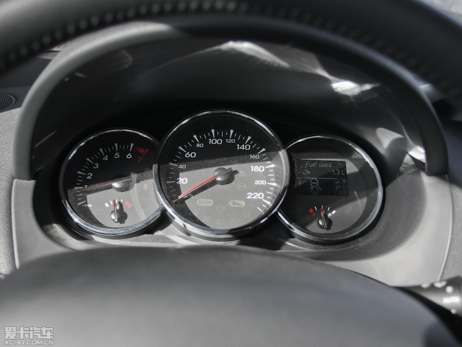 2011L(fng) 2.0L CVTr(sh)а