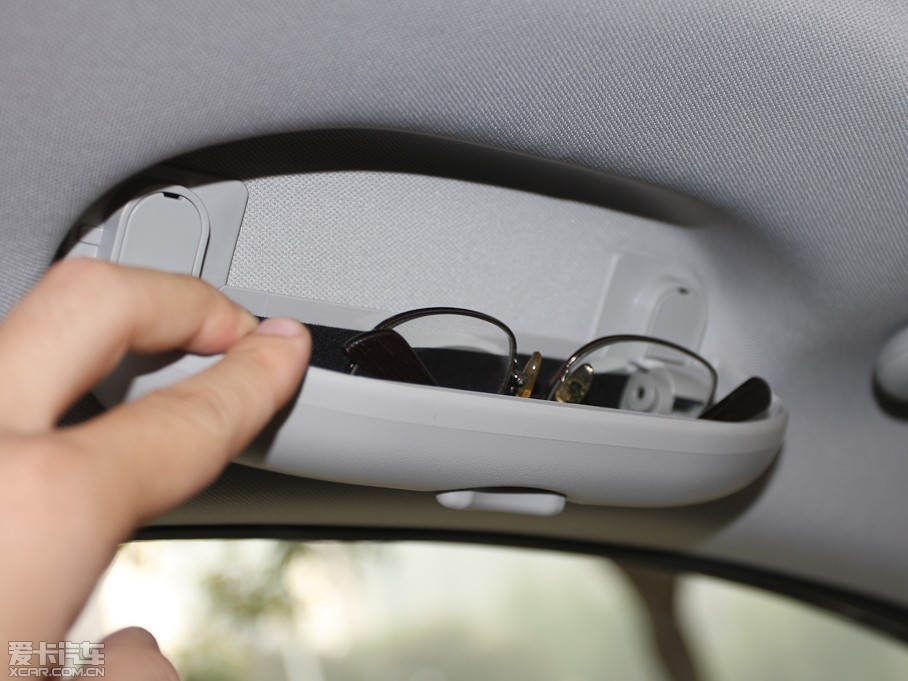 2012װ(M) 2.5L CVT򌶼а