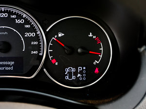 20122.5L CVT򌶼а п؅^