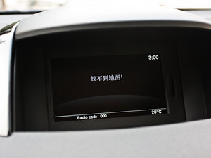 2012款2.5L CVT两驱都市版 中控区