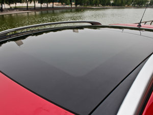 2012款2.5L CVT四驱豪华导航版 车顶