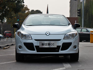 2011款2.0L CC 硬顶敞篷版 正前