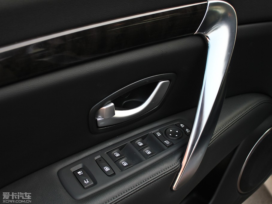 2012������˹�� 2.5L �ԄӺ��A��