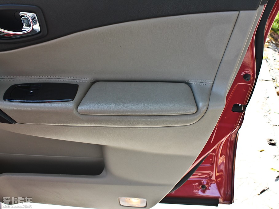 2013װ(M(jn)) 2.5L CVT(q)A(do)