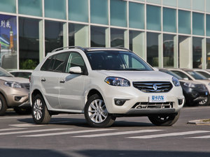 2013款2.5L CVT两驱舒适导航版 整体外观