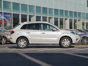 2013款2.5L CVT两驱舒适导航版 整体外观
