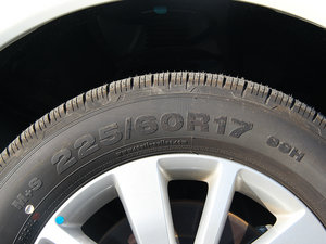 2013款2.5L CVT两驱舒适导航版 轮胎尺寸