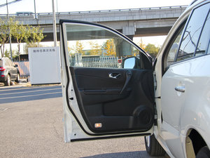 2013款2.5L CVT两驱舒适导航版 驾驶位车门