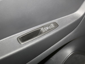 2015款1.2T 双离合舒适版 空间座椅