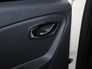 2015款1.2T 双离合舒适版 空间座椅