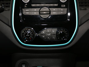 2015款1.2T 双离合舒适版 空调调节