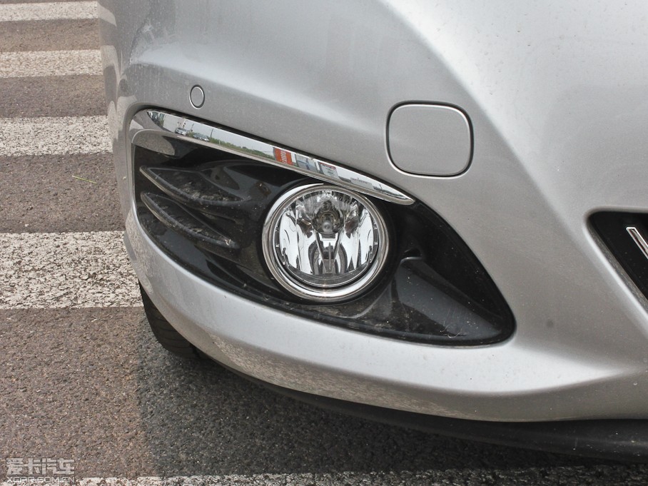 2013 Ŀ 2.0L CVTA