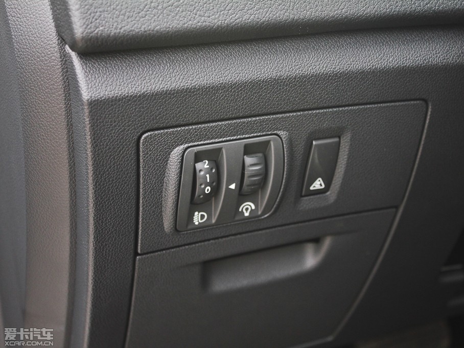 2013 Ŀ 2.0L CVTA