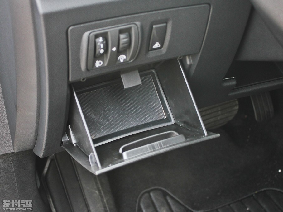 2013 Ŀ 2.0L CVTA