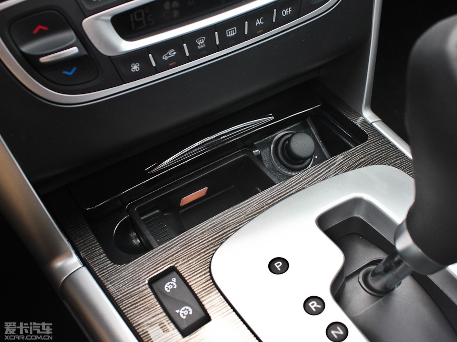 2013 Ŀ 2.0L CVTA