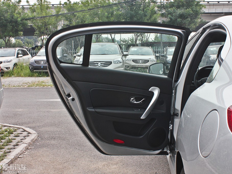 2013 Ŀ 2.0L CVTA