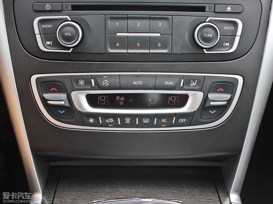 2013 Ŀ 2.0L CVTA