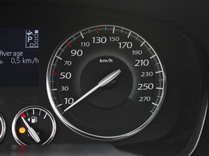 2013Ŀ 2.0L CVTA п؅^(q)