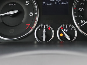 2013Ŀ 2.0L CVTA п؅^(q)