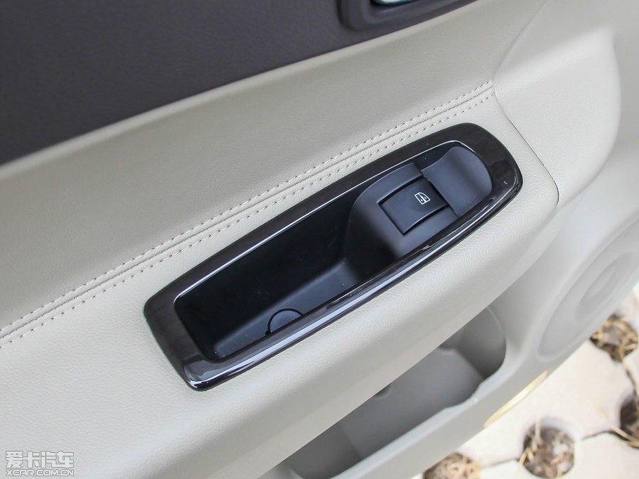 2014װ(M(jn)) 2.5L (q)A