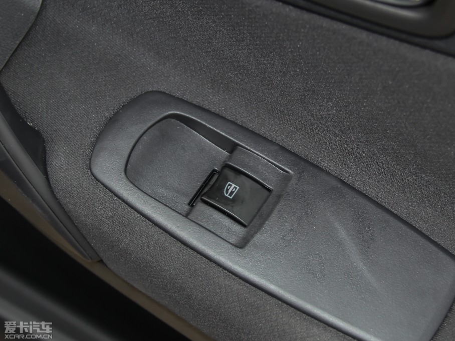 2014װ(M(jn)) 2.0L (q)r(sh)а