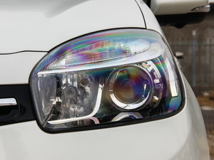 2014款2.5L 四驱豪华版 大灯