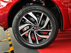 2014款2.5L Sportway四驱版 轮圈