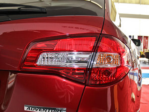 2014款2.5L Sportway四驱版 尾灯