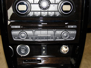 20142.5L (q)m {(dio)(ji)