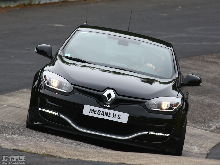 2014÷R.S. R.S. 275 Trophy