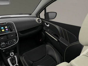 2015I(lng)nitiale Paris g