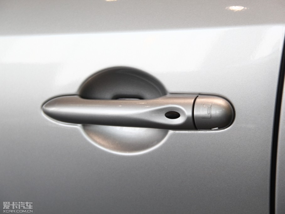 2015L(fng) 2.0L CVTr(sh)а