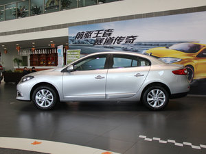 2015款2.0L CVT时尚版 正侧（左）