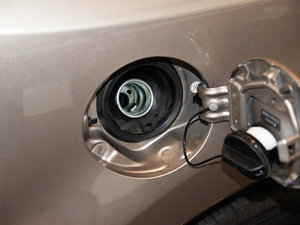 2015款2.5L 两驱舒适版 细节外观