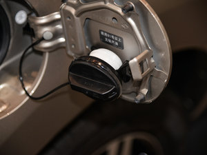 2015款2.5L 两驱舒适版 细节外观