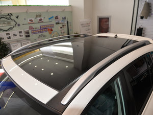 2015款2.5L 四驱舒适版 车顶
