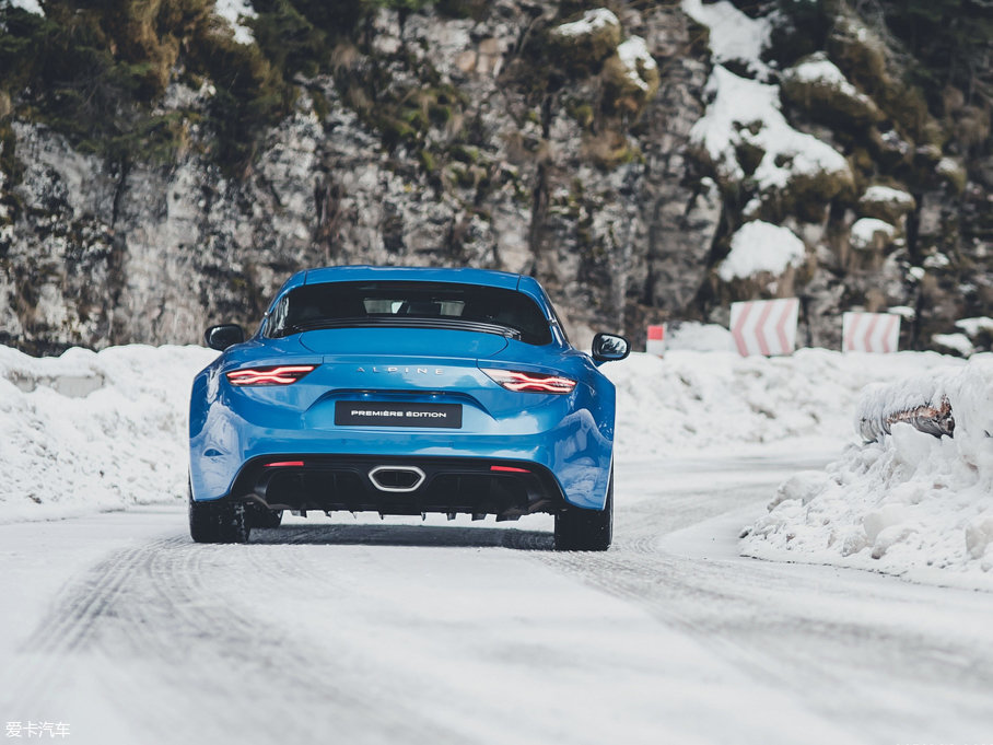 2017ZAlpine A110