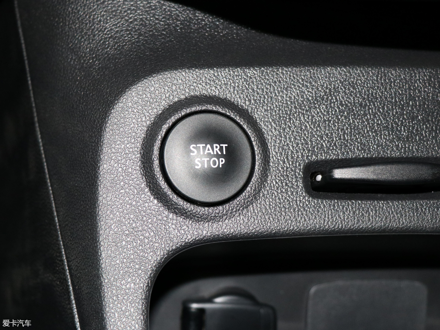 2018_(M(jn)) TCe 190 `(dng)