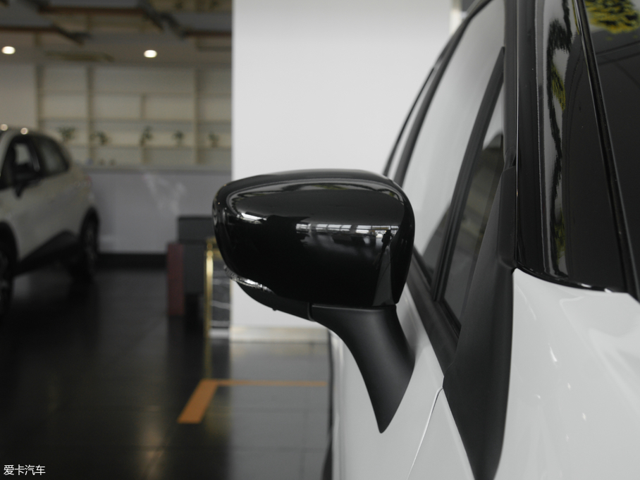 2018_(M(jn)) TCe 190 `(dng)