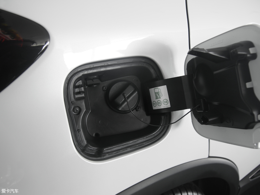 2018_(M(jn)) TCe 190 `(dng)