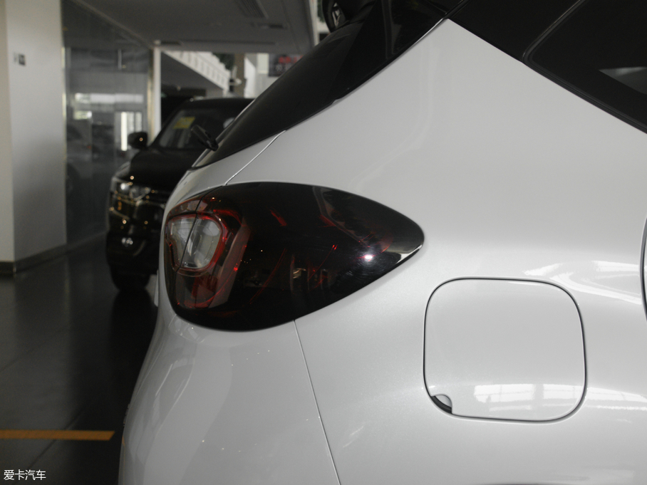 2018_(M) TCe 190 `Ӱ