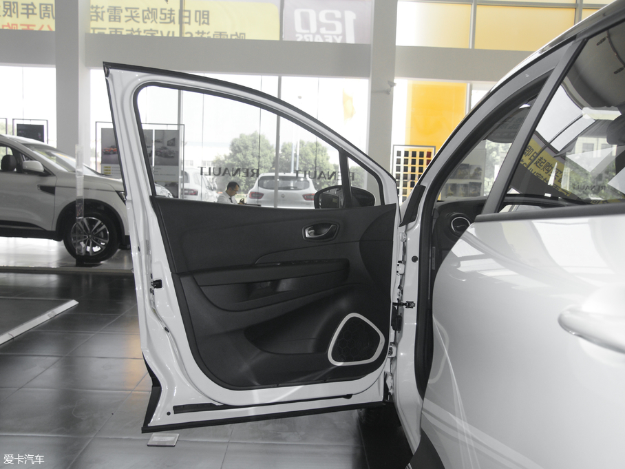 2018_(M(jn)) TCe 190 `(dng)