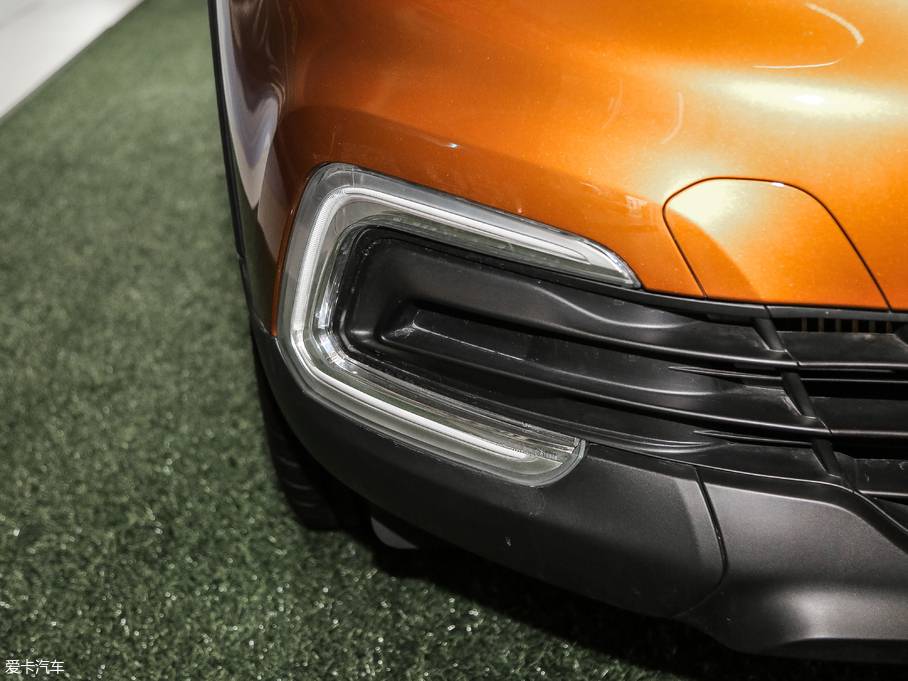 2018��_(�M��) TCe 190 120����������