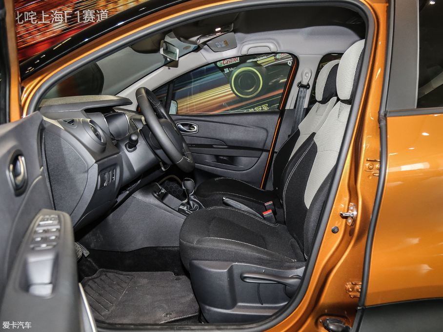 2018��_(�M��) TCe 190 120����������