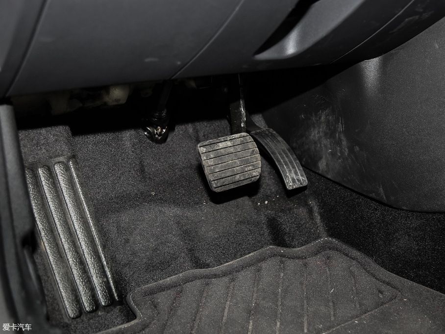 2018��_(�M��) TCe 190 120����������