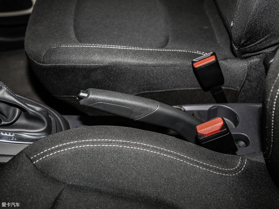 2018��_(�M��) TCe 190 120����������