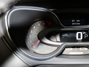 2018TCe 190 `Ӱ п؅^